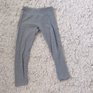 grey leggings